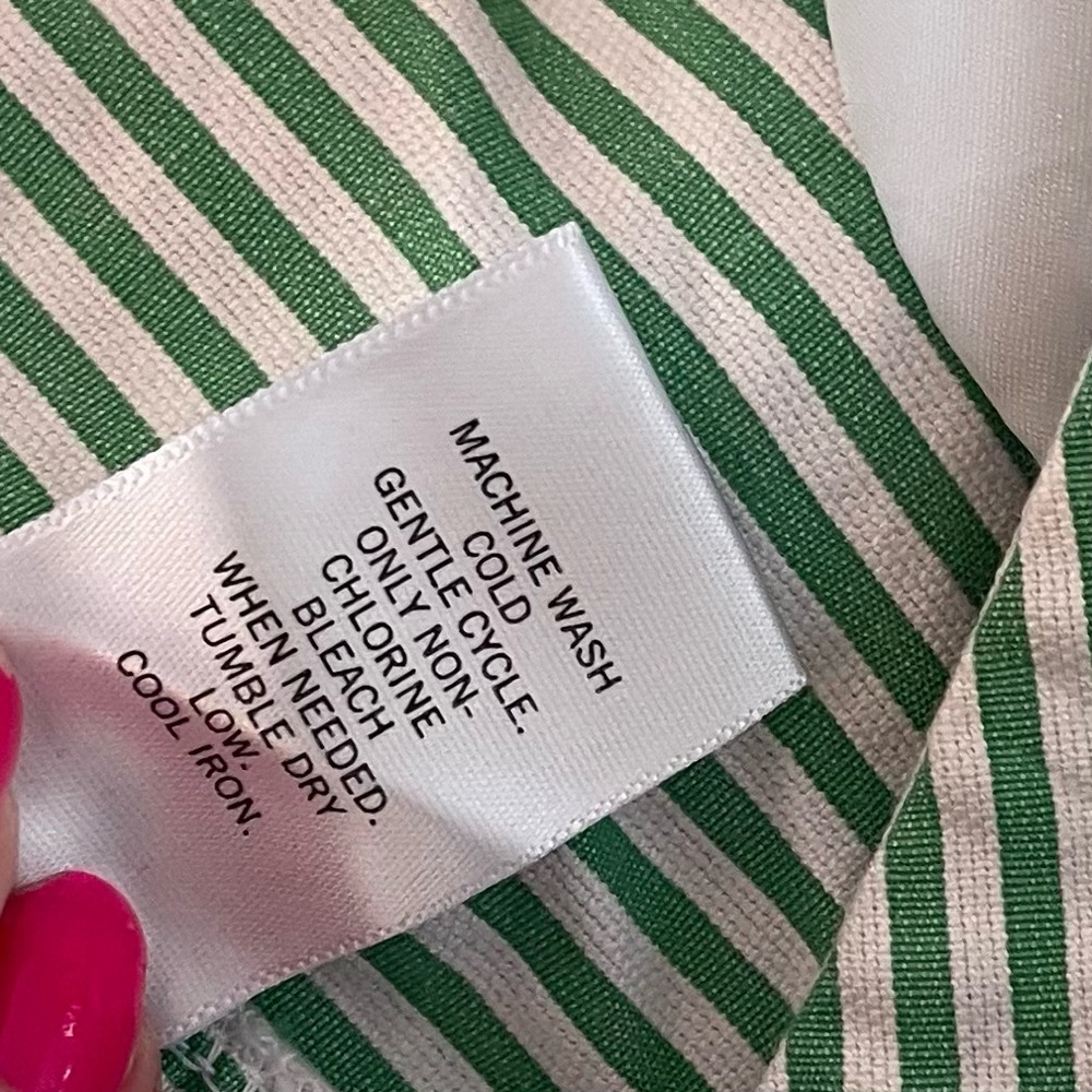 BANANA REPUBLIC Ryan Green White Pinstriped Button Short With Belt Loops Size 12 - Picture 9 of 10